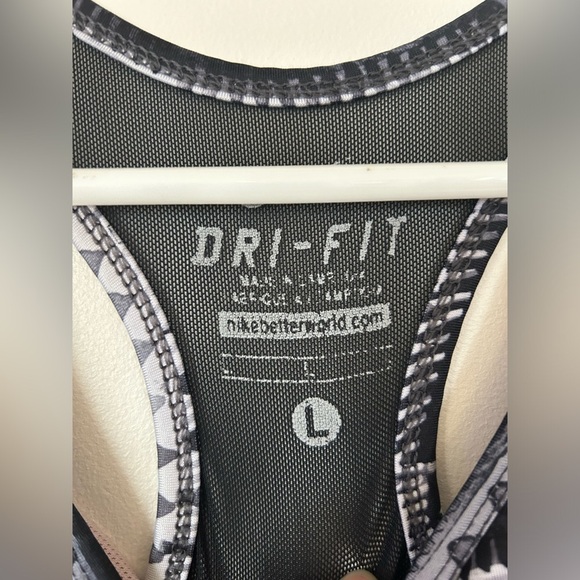 Nike Dry-Fit Tribal Pattern Sports Bra​ - Picture 3 of 6
